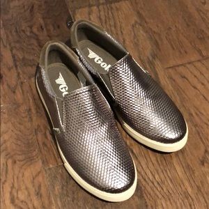Gola slip on sneakers